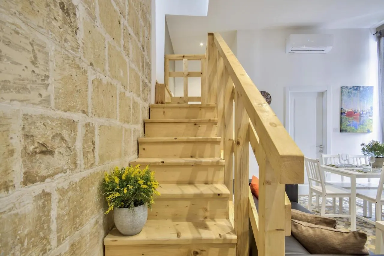 Borgo Apartments 1 & 2 Bedroom Self-Catering Units In Central La Valeta