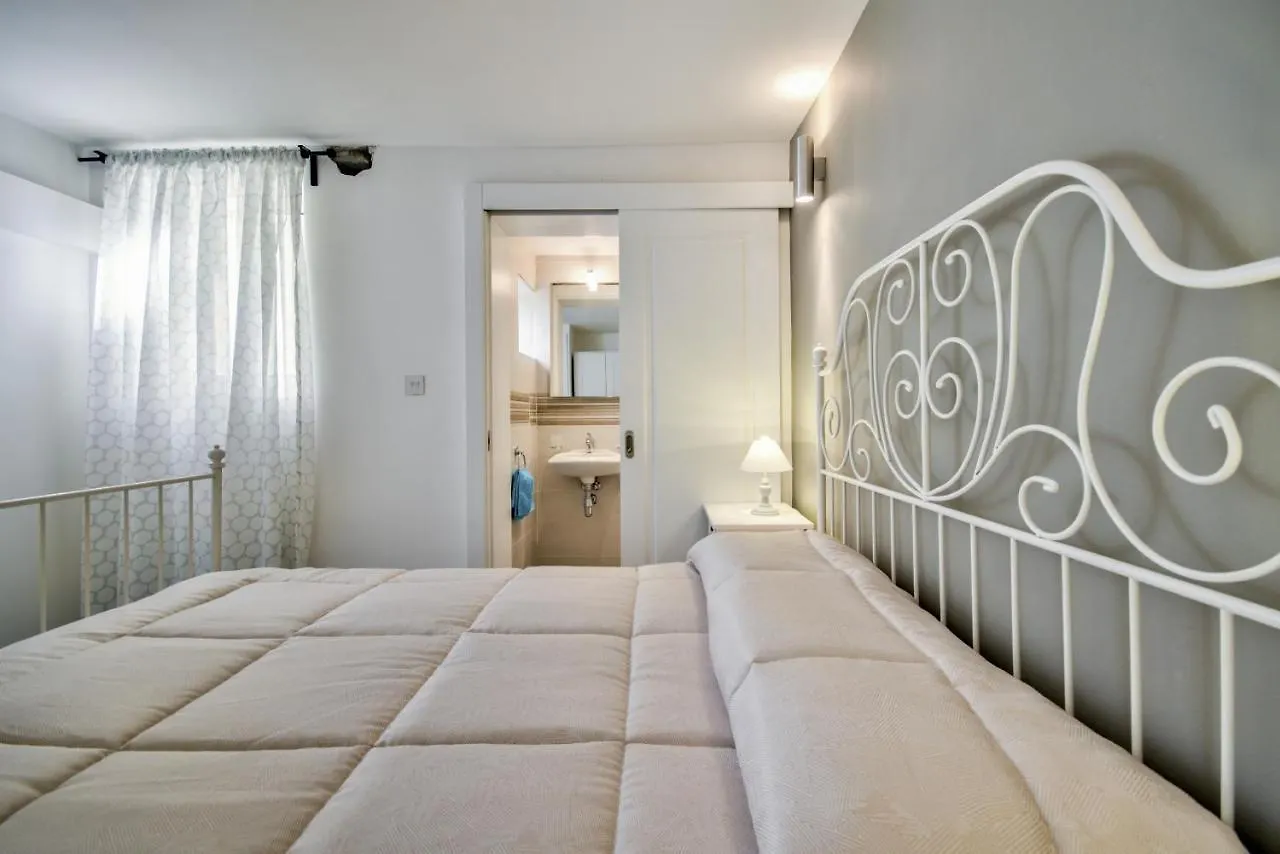 Borgo Apartments 1 & 2 Bedroom Self-Catering Units In Central Valletta