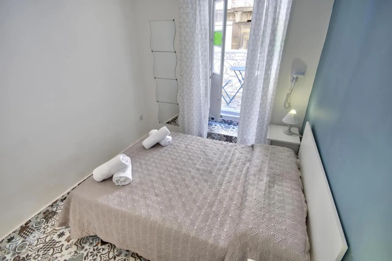 Borgo Apartments 1 & 2 Bedroom Self-Catering Units In Central Valletta